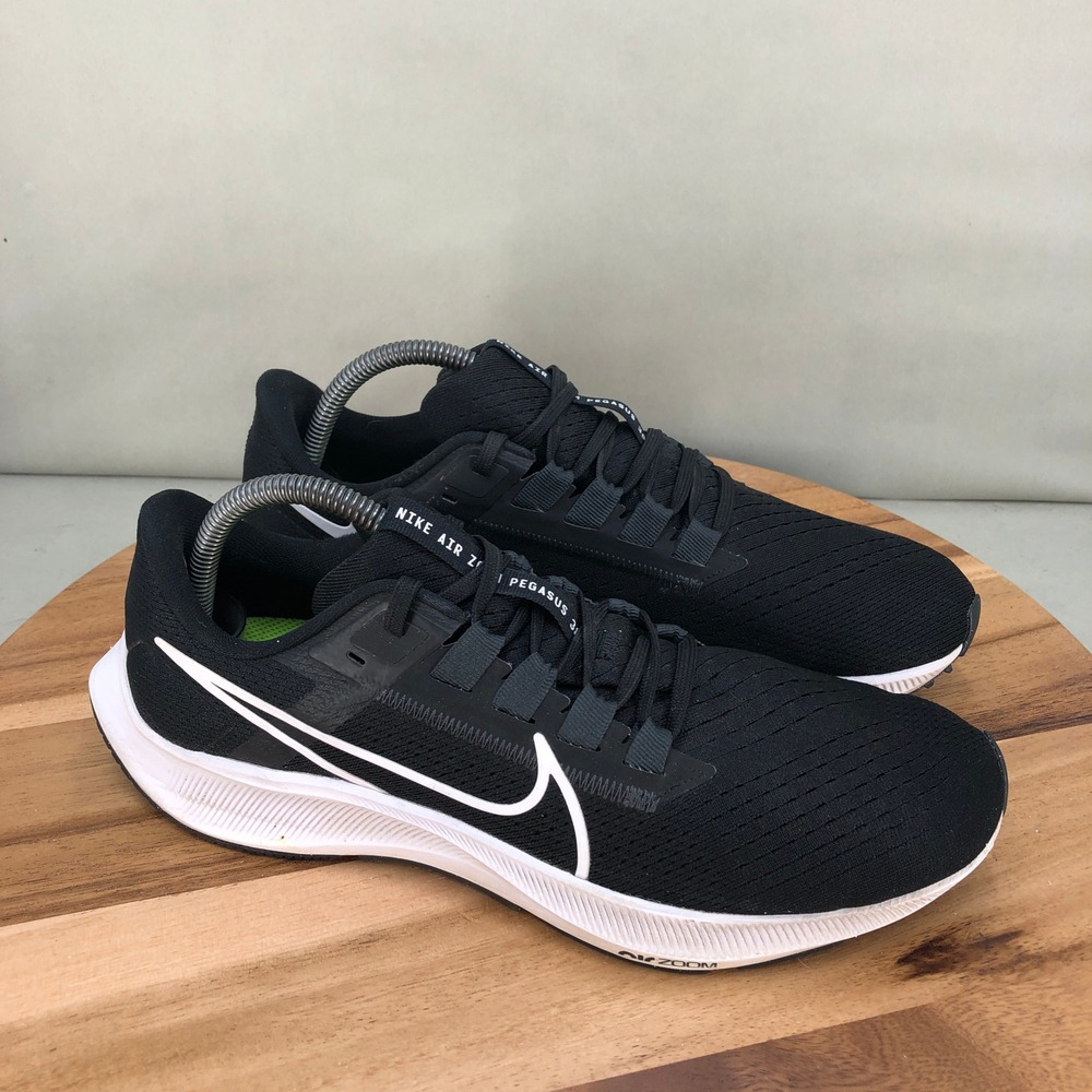 Nike Air Zoom Pegasus 38 Womens Black Running Shoes Cushioned Size 10.5 Lace Up